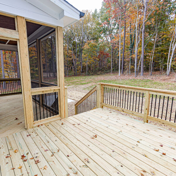 Winslow Custom Homes Screened Porch and Deck Combo