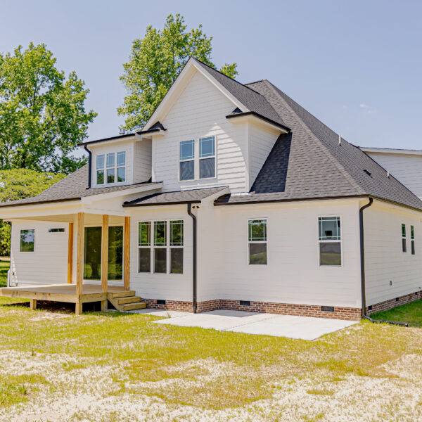 Winslow Custom Homes Exterior Back Porch