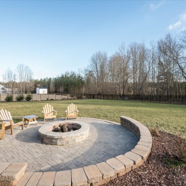 Winslow Custom Homes Firepit