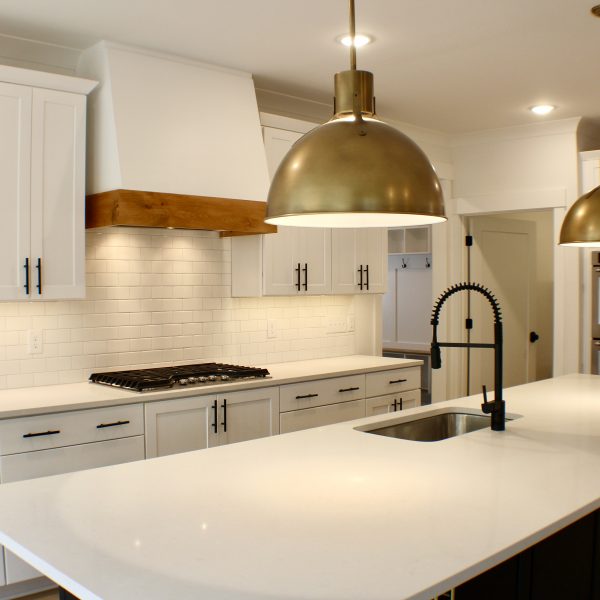 Winslow Custom Homes Kitchen with pendant lights