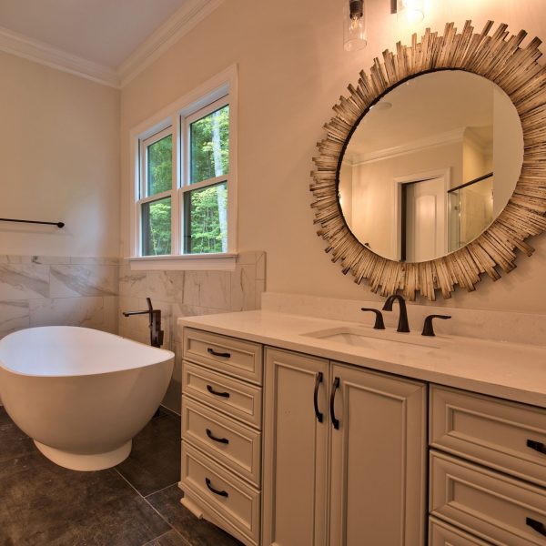 Custom Home Builder Bathroom tub